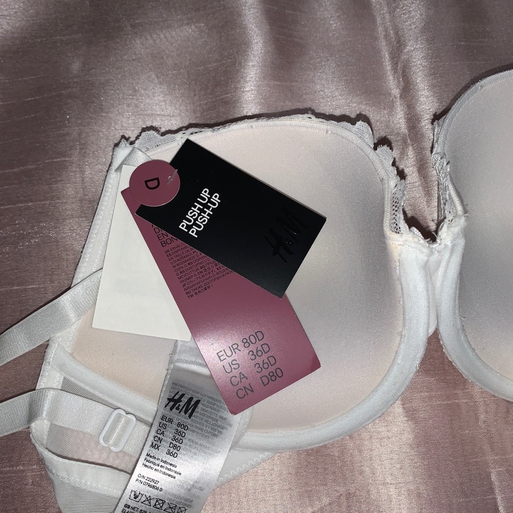Nice and beautiful H&M bra